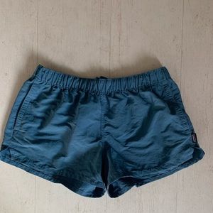 Medium Patagonia Barely baggies